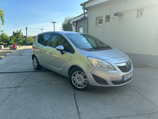 Opel Meriva foto 2