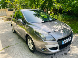 Renault Scenic foto 2