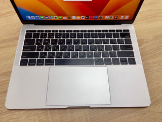 Apple MacBook Pro 13" 2017 Silver 8GB Ram 256GB SSD foto 4