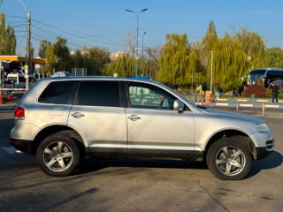 Volkswagen Touareg foto 4