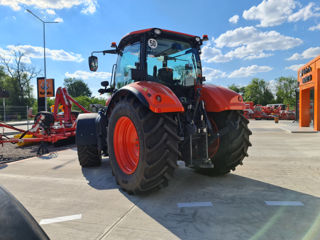 Tractor Kubota M7-153 foto 6