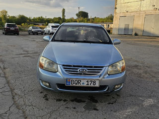 KIA Cerato foto 4