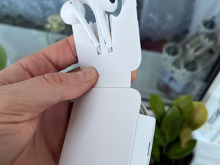 Ear pods