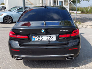 BMW 5 Series foto 6