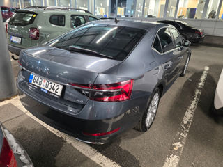 Skoda Superb foto 4