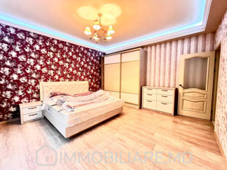 Apartament cu 2 camere, 128 m², Buiucani, Chișinău foto 4