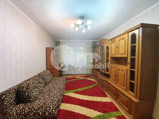 Apartament cu 2 camere, reparat, Râșcani, 270 € ! foto 1