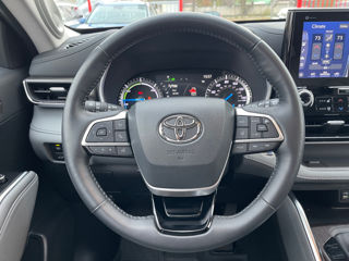 Toyota Highlander foto 8