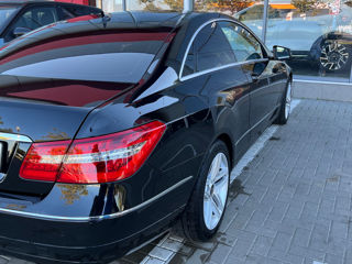 Mercedes E-Class Coupe foto 2