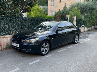 BMW 5 Series foto 4