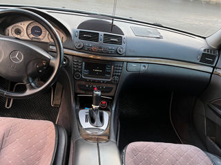 Mercedes E-Class foto 5