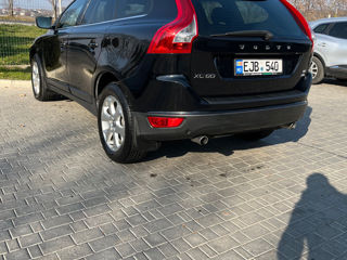 Volvo XC60 foto 6