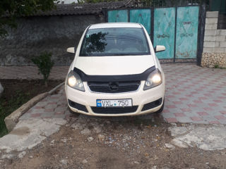 Opel Zafira foto 6