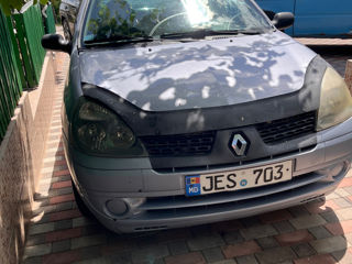 Renault Clio foto 2