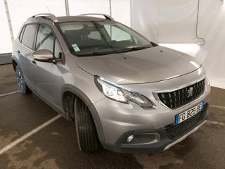 Peugeot 2008 foto 3