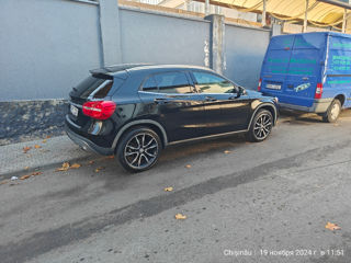 Mercedes GLA