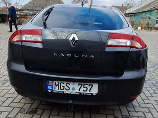 Renault Laguna foto 2