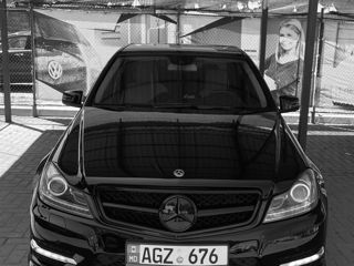 Mercedes C-Class foto 5