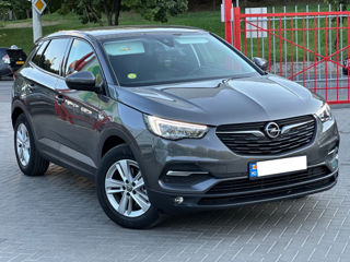 Opel Grandland X foto 1