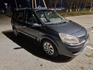 Renault Grand Scenic foto 3