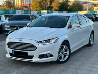 Ford Mondeo foto 1