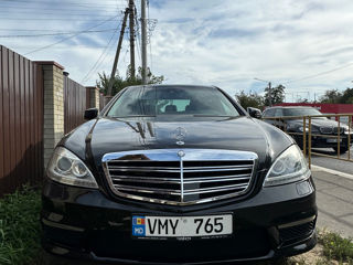 Mercedes S-Class foto 1