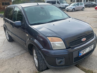 Ford Fusion foto 4