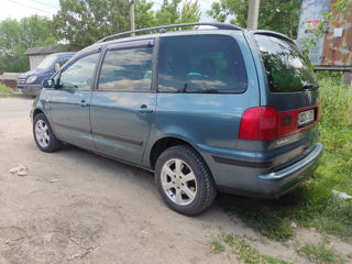 Volkswagen Sharan foto 4