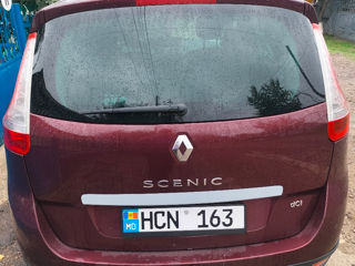 Renault Grand Scenic foto 10