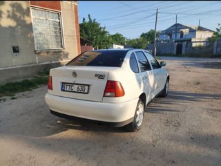 Volkswagen Polo foto 5