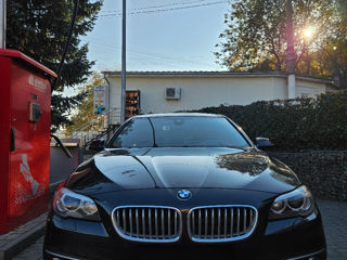 BMW 5 Series foto 2