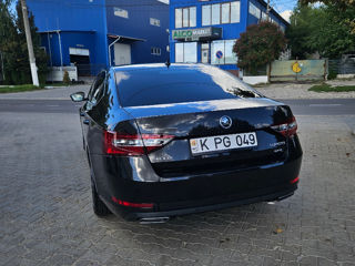 Skoda Superb foto 5