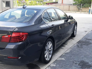 BMW 5 Series foto 6