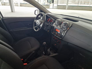 Dacia Logan foto 11