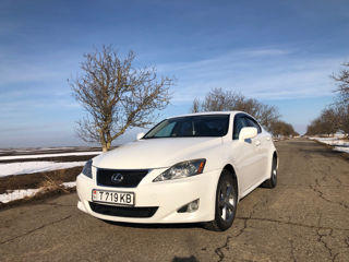 Lexus IS Series