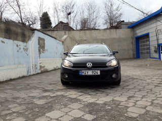 Volkswagen Golf foto 1