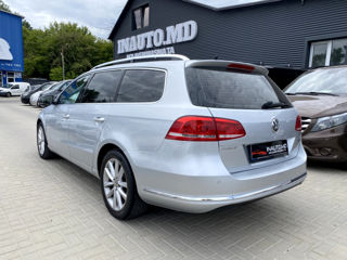 Volkswagen Passat foto 2