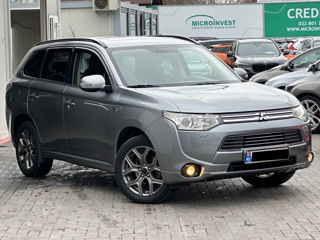 Mitsubishi Outlander foto 4