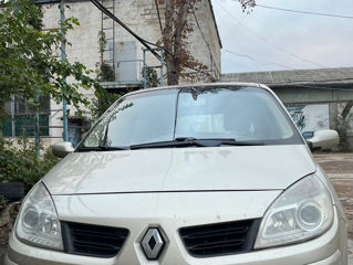 Renault Scenic foto 1