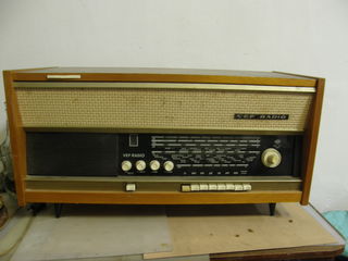 Магнитофон-граммофон "Эльфа" 1957 г. - 6000 л., радиола-проигрыватель "VEFradio" - 1200 л., foto 2
