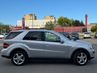 Mercedes M-Class foto 5