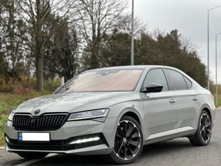 Skoda Superb foto 3