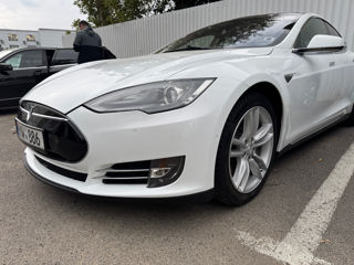 Tesla Model S foto 6