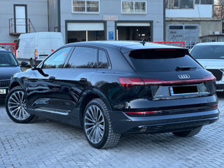 Audi e-tron foto 5