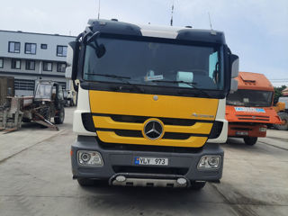 Mercedes Actros foto 1