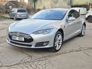 Tesla Model S foto 3