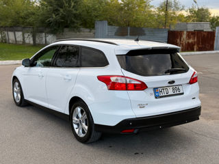 Ford Focus foto 6