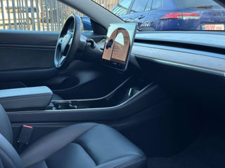 Tesla Model 3 foto 10