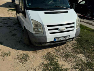 Ford Transit foto 1