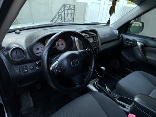 Toyota Rav 4 foto 3